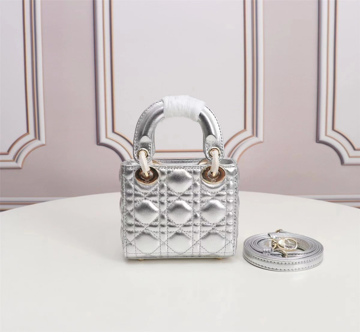 Lady D10r Micro Bag