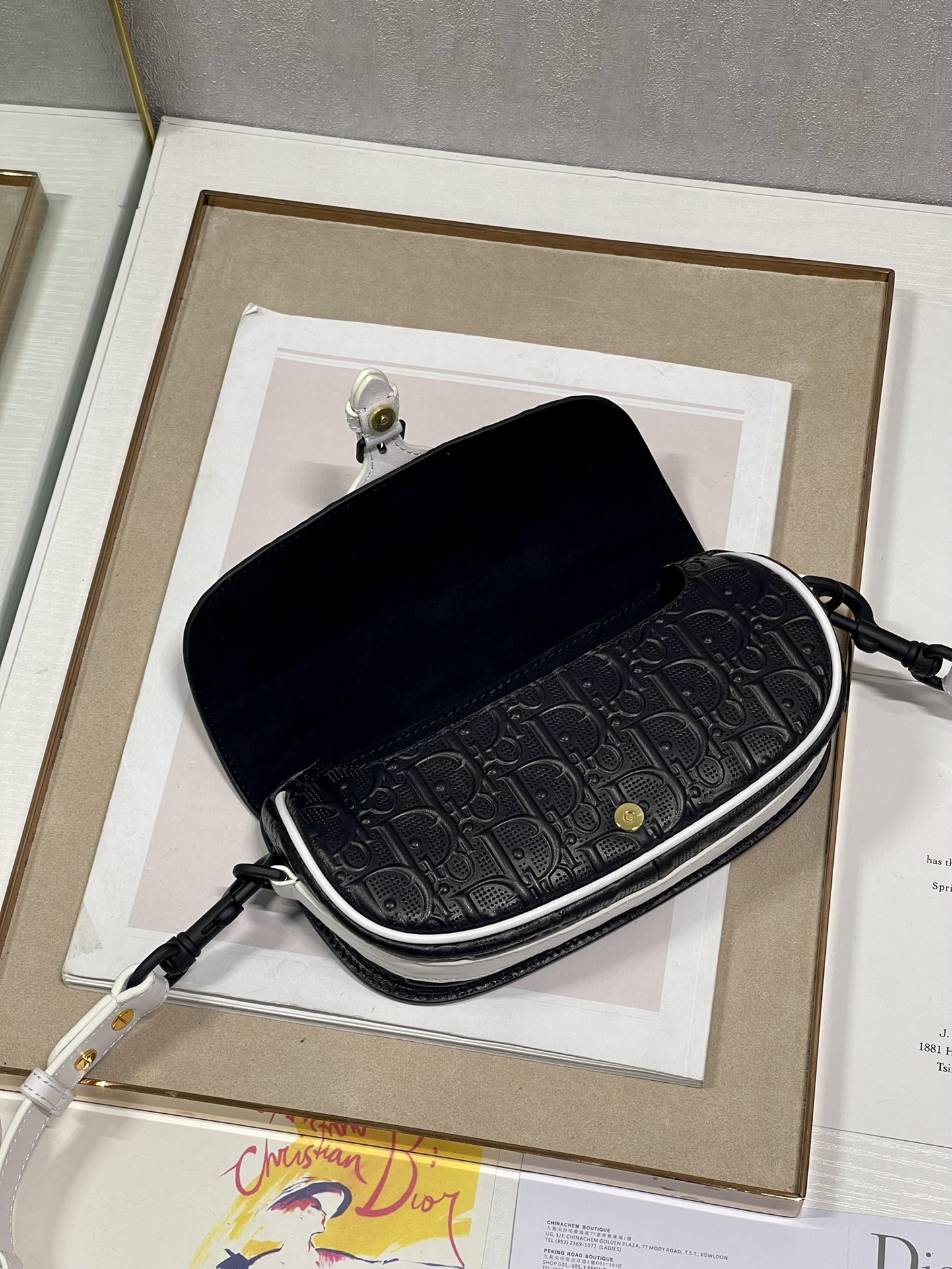 D10r Bobby East-west Bag