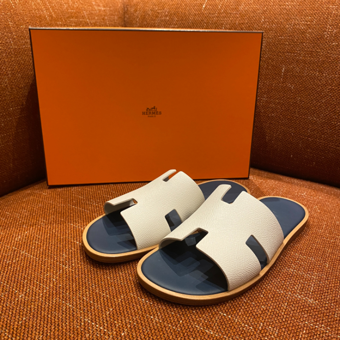H**me5 Slippers white and blue