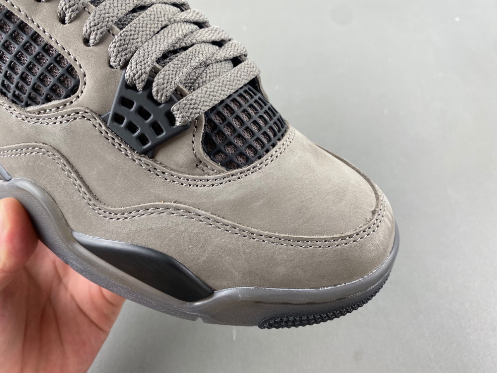 Air Jordan 4 